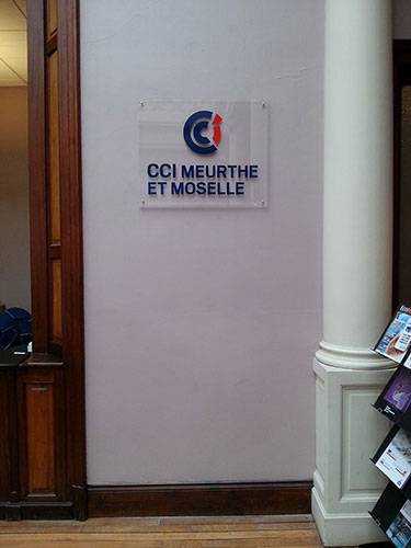 panneau plexiglass